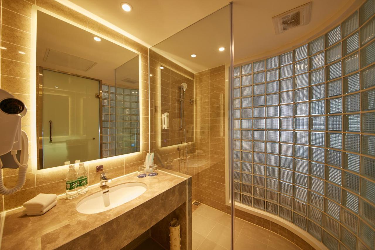 Holiday Inn Express Shenyang Tawan, An Ihg Hotel Extérieur photo